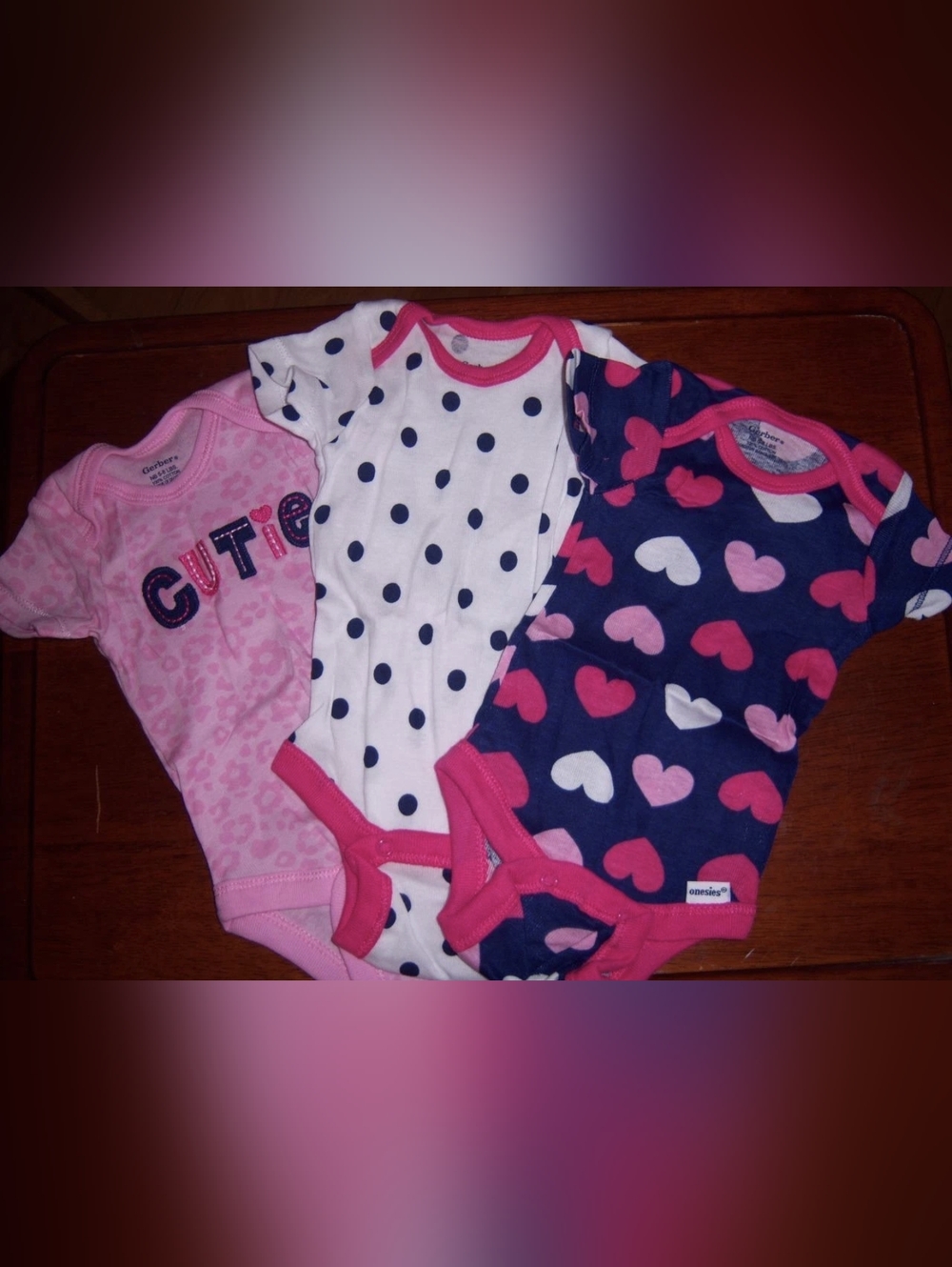 NWT Gerber Baby Girl Onesies 3-Pack Newborn / 0-3 Months Pink Hearts Polka Dot
